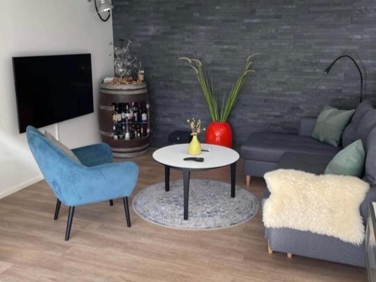 Nyistandsat Hojloftet Kaelderlejlighed Pa 70 M2 I Viborg Centrum, Med Plads Til 4 Personer Exterior foto